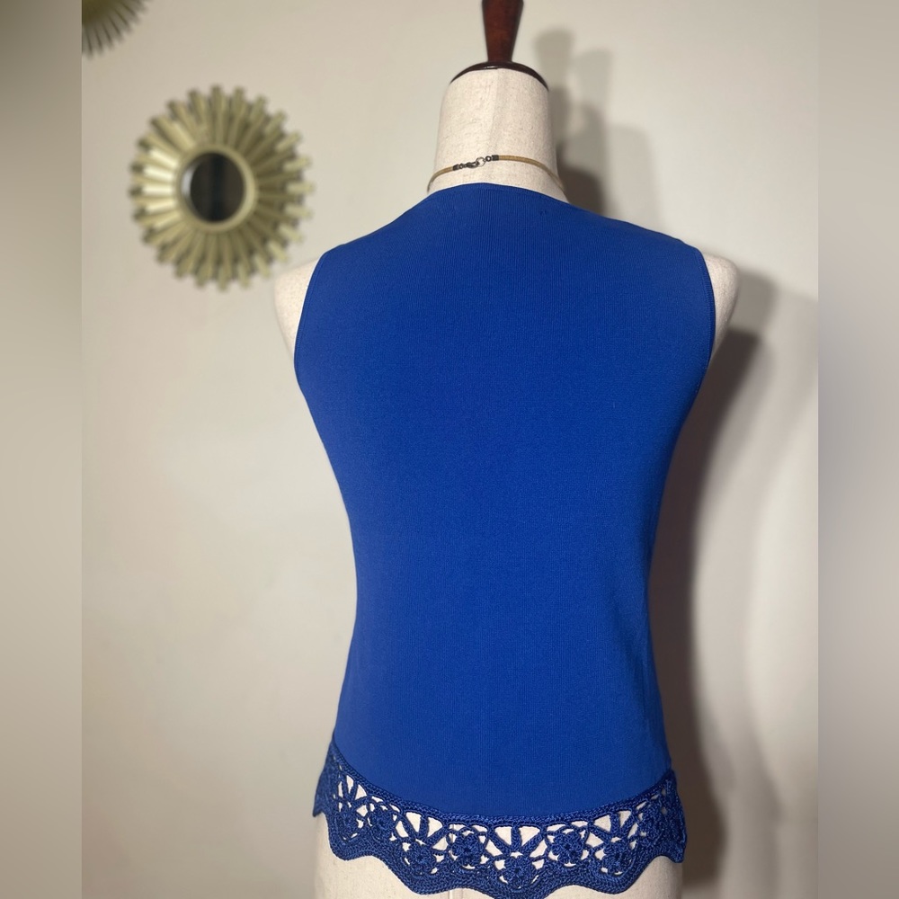 J.A.C. Blue Top - Size medium - Picture 7 of 7
